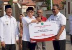 Bank Jatim Serahkan CSR Pembangunan Anjungan Dukcapil Mandiri dan Peralatan UMKM ke Pemkab Pamekasan
