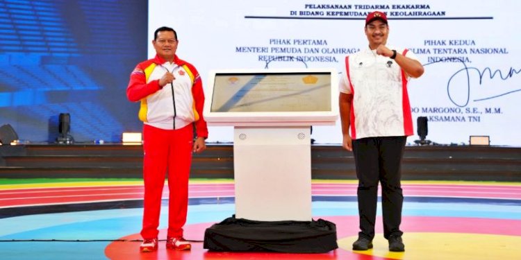 Panglima TNI Laksamana TNI Yudo Margono bersama Menteri Pemuda dan Olahraga Dito Ariotedjo dalam Rapat Koordinasi Nasional (Rakornas) Pemuda dan Olahraga tahun 2023 di Velodrom Rawamangun, Jakarta Timur/Ist