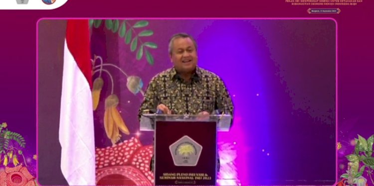 Ketua Umum ISEI sekaligus Gubernur Bank Indonesia (BI) Perry Warjiyo saat membuka sidang pleno ISEI ke-23 dan seminar nasional 2023 di Hotel Mercure, Bengkulu pada Rabu, 15 September 2023/Youtube