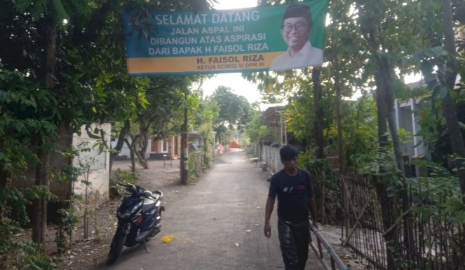 Perbaikan jalan rusak di Probolinggo/Ist