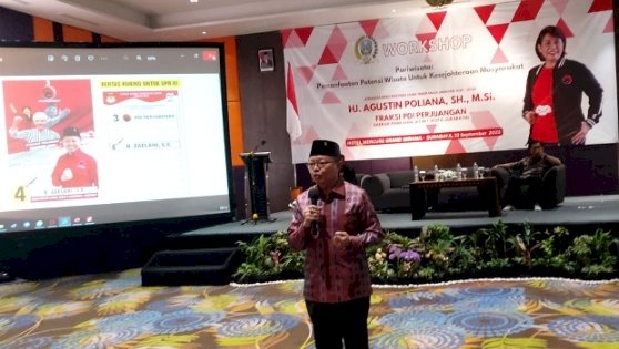 Teka foto: B Zaelani SE saat memberikan sambutan dalam acara Workshop Pariwisata : Pemanfaatan Potensi Wisata Untuk Kesejahteraan Masyarakat di Hotel Mercure Grand Miram