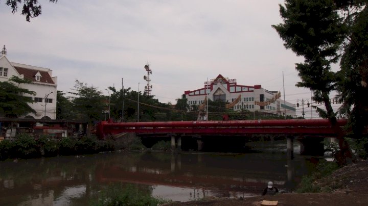 Teks foto: Kawasan Jalan Karet, Jembatan Merah/ist