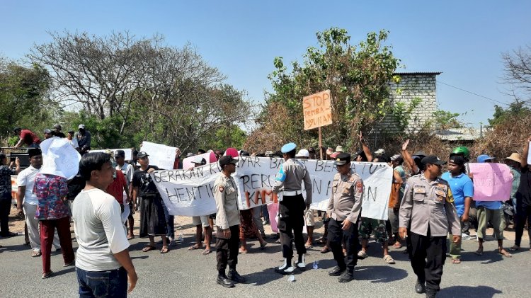 Warga Kwanyar Bangkalan demo PT Rampak Naong Jaya/RMOLJatim