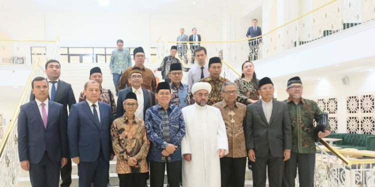 Delegasi Majelis Ulama Indonesia (MUI) saat melakukan kunjungan ke Uzbekistan/Ist