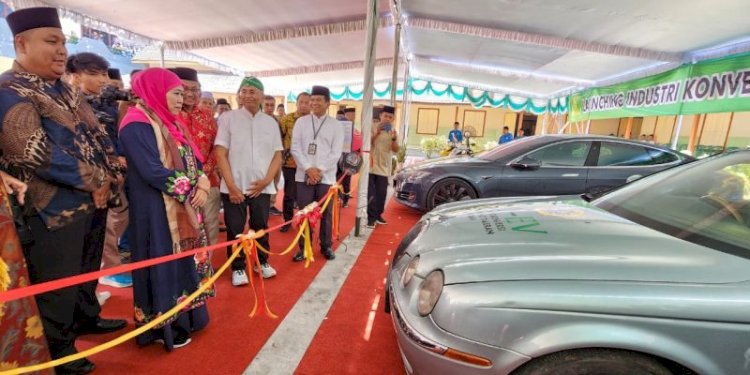 Mobil Jaguar milik Dahlan Iskan yang kini sudah diubah menjadi kendaraan listrik oleh SMK 2 PSM Takeran/Ist