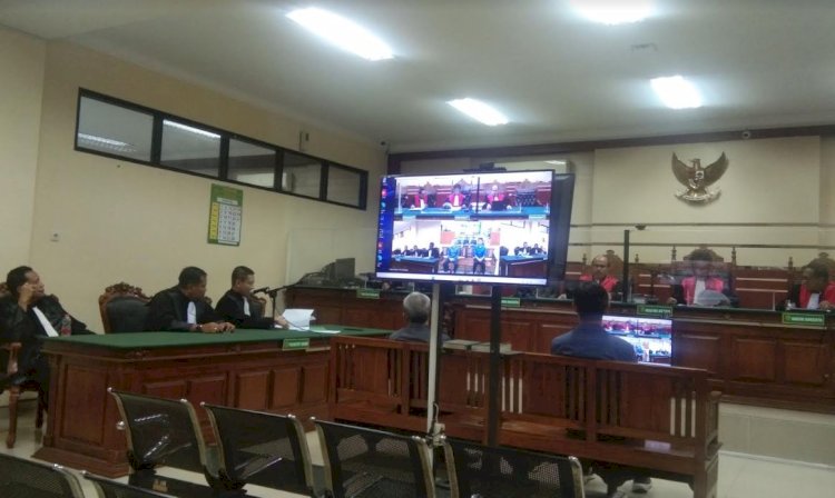 Dindin Kamaludin saat sidang/RMOLJatim