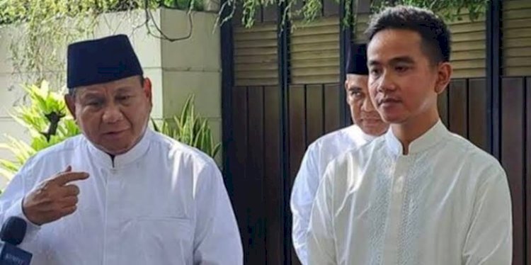 Walikota Solo Gibran Rakabuming Raka bersama Bacapres Gerindra, Prabowo Subianto/Net