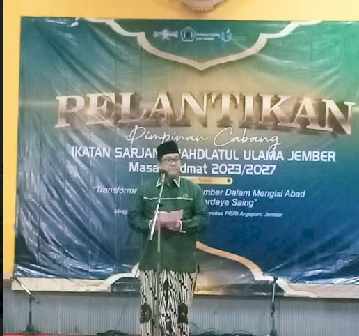 Ketum DPP ISNU usai pelantikan PC ISNU Jember di Aula UNIPAR Jember.