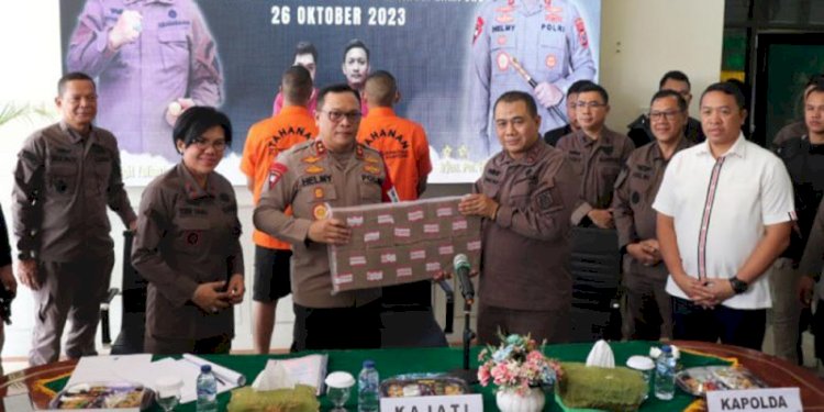 Polda Lampung melimpahkan uang jaringan narkoba Fredy Pratama ke Kejati/RMOLLampung