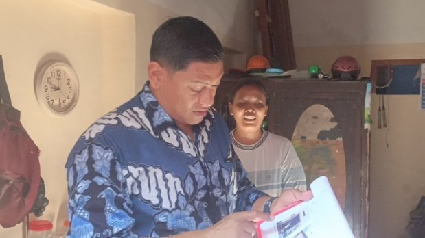 Foto : Walikota Kediri saat cek rumah tidak layak huni