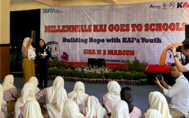 Kegiatan Millenials KAI Goes to School di SMAN 2 Kota Madiun /ist