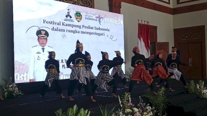 foto : Pagelaran festival kampung pesilat di pendopo Ronggo Jumeno Madiun /RMOLJatim