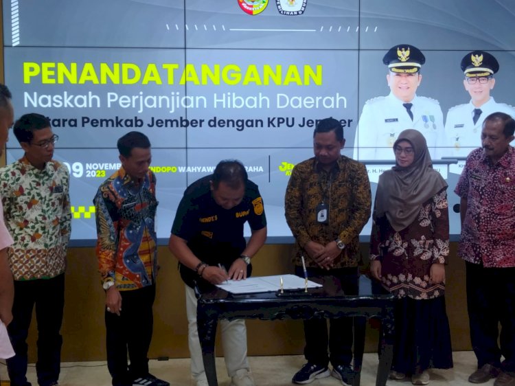 Penandatanganan NPHD dana Hibah Pilkada tahun 2023/ist