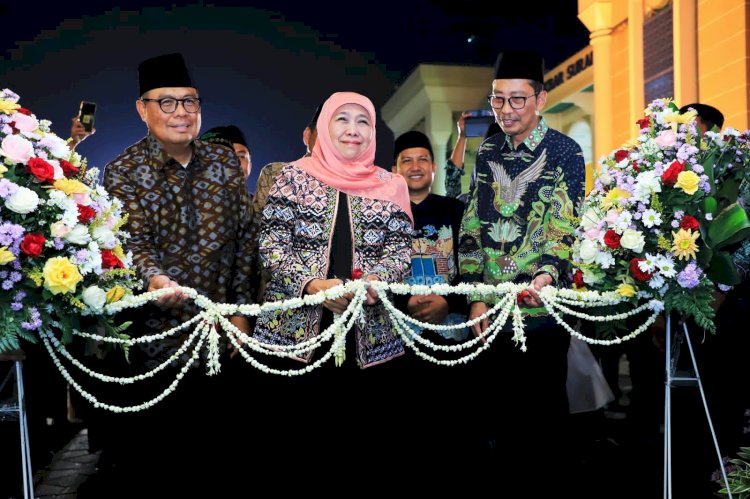 Gubernur Jawa Timur Khofifah Indar Parawansa membuka One Pesantren One Product (OPOP) Expo ke-5 Tahun 2023 di Grand Ballroom Al-Marwah, Masjid Al-Akbar Surabaya, Kamis (9/11)/Ist