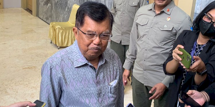 Jusuf Kalla ingatkan pemerintahan Jokowi kalau Indonesia terancam mengalami krisis politik dan ekonomi secara bersamaan/RMOL