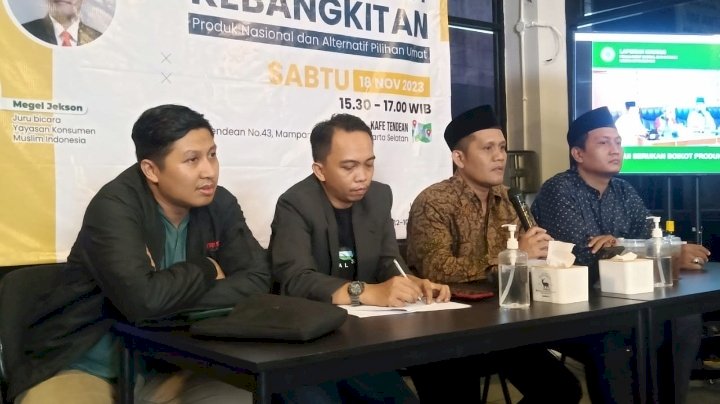 diskusi 'Fatwa MUI Sebagai Spirit Kebangkitan Produk Nasional dan Alternarif Pilihan Umat' di Kafe Tendean, Mampang Prapatan,