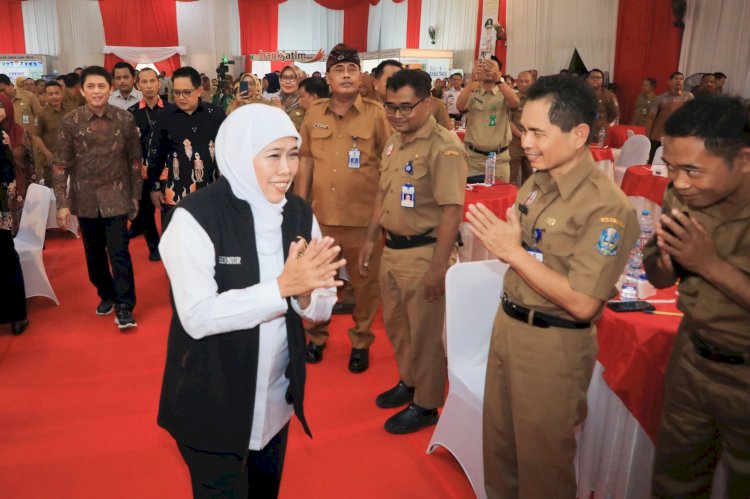 Khofifah Indar Parawansa saat menyapa ASN Provinsi Jatim se-Bakorwil Bojonegoro/Ist