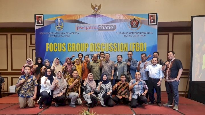 Focus Group Discussion (FGD) dengan tema "Penanganan Berita Hoax" 