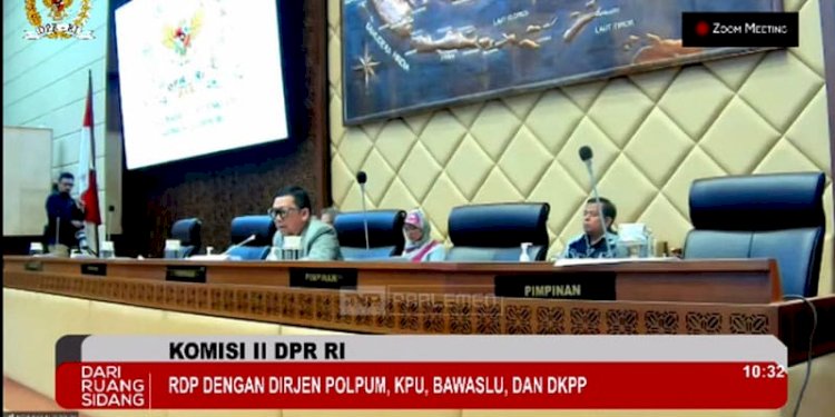 Rapat Komisi II DPR RI/Repro