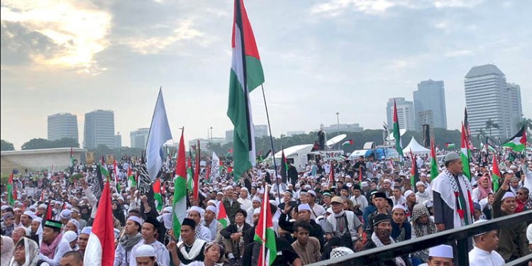 Suasana Munajat 212 di kawasan Silang Monas, Jakarta Pusat, Sabtu pagi (2/12)/RMOL