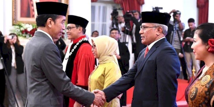 Presiden Jokowi dan Kepala Badan Narkotika Nasional (BNN) Irjen Marthinus Hukom/Ist