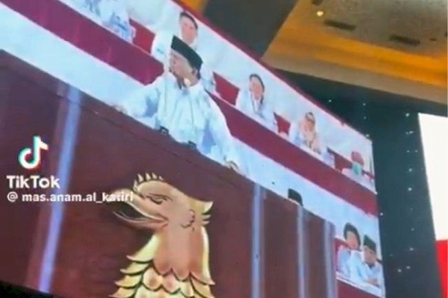 Video cuplikan saat Prabowo Subianto mengucapkan kata 'ndasmu etik' di Rakornas Partai Gerindra/TikTok