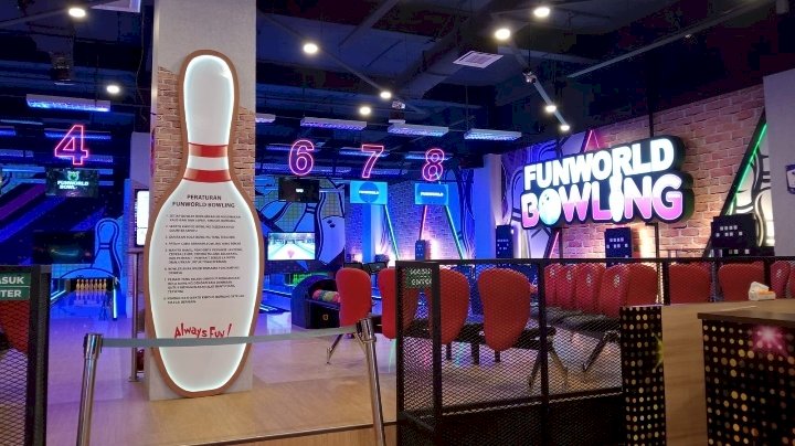 Funworld bowling Surabaya 