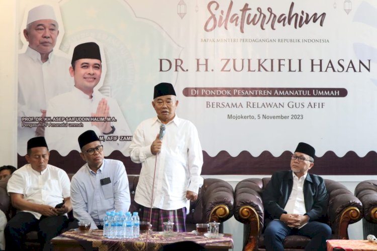 Ketua Umum Persatuan Guru Nahdlatul Ulama (Pergunu) KH. Asep Saifuddin Chalim 