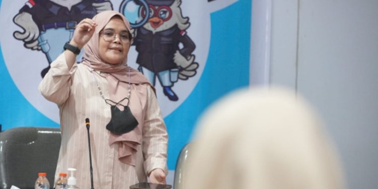 Anggota Bawaslu RI, Lolly Suhenty/ net