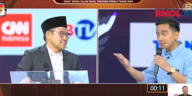 Calon Wakil Presiden Gibran Rakabuming Raka dan Muhaimin Iskandar dalam debat, 22 Desember 2023/Repro