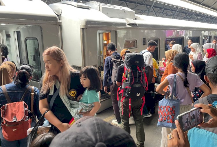 Suasana di Stasiun Gubeng Surabaya/ist