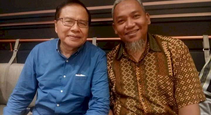 Penulis bersama mendiang DR Rizal Ramli/Dok. Pribadi