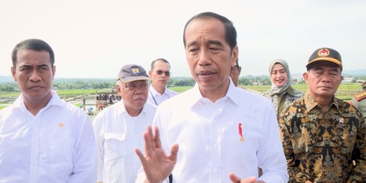 Presiden Joko Widodo saat kunjungan kerja ke Kecamatan Kalibagor, Banyumas, Jawa Tengah, Rabu (3/1)/Net