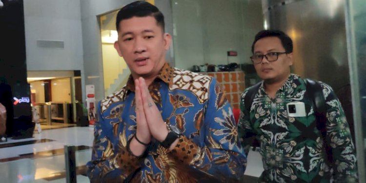 Tersangka Yogi Arie Rukmana usai diperiksa sebagai saksi kasus dugaan suap dan gratifikasi di Kemenkumham/RMOL