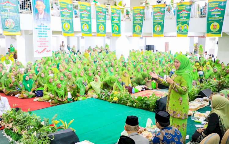 Khofifah Indar Parawansa di hadapan kader Muslimat NU Sulawesi Selatan/Ist