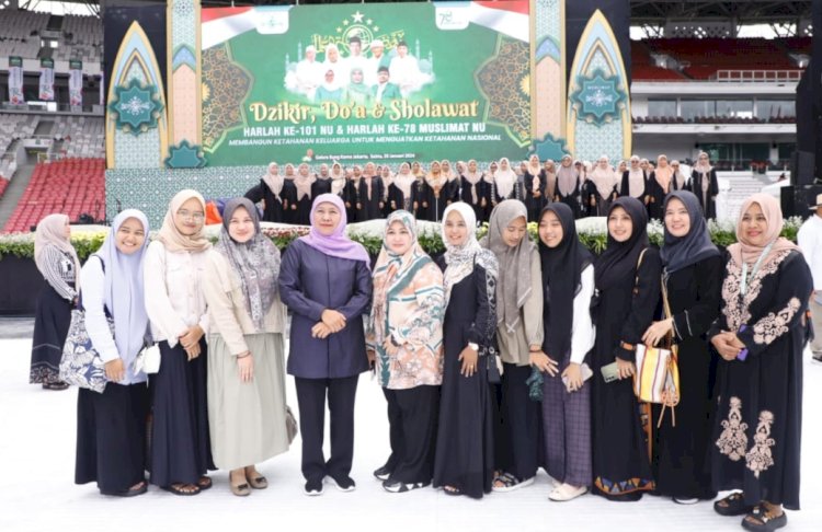 Khofifah Indar Parawansa saat meninjau persiapan Harlah Muslimat NU di GBK Jakarta/ist