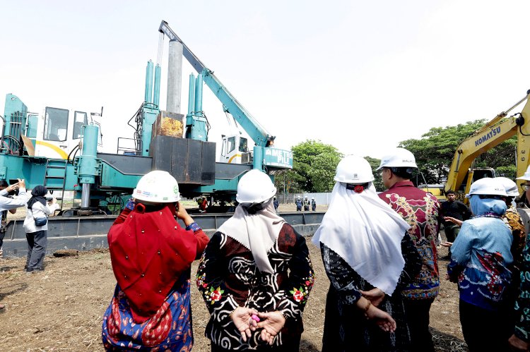 Teks foto: Proses pengerjaan RSUD Surabaya Timur/RMOLJatim