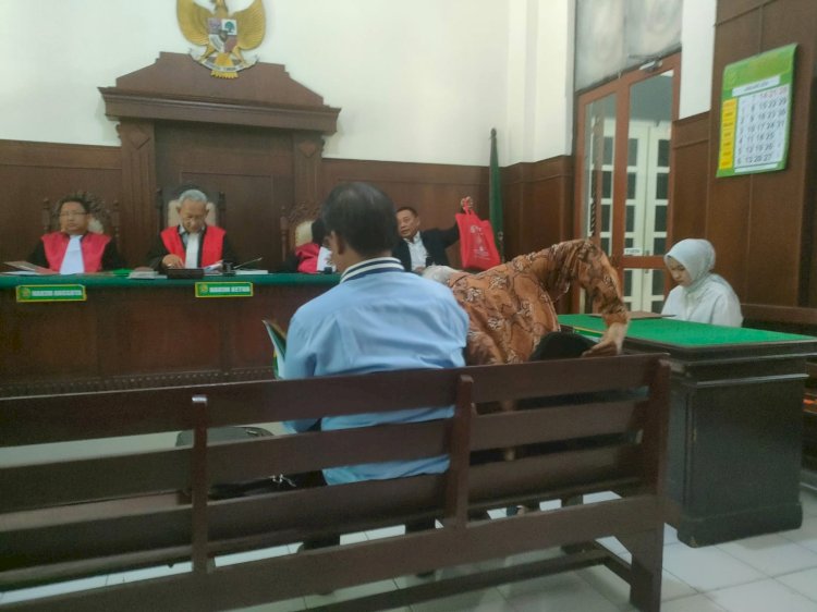 Sidang gugatan KSDR 