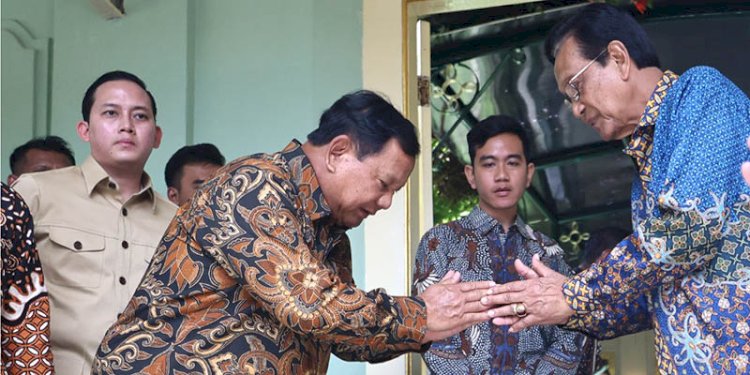 Pasangan capres-cawapres nomor urut 2, Prabowo Subianto dan Gibran Rakabuming Raka, menemui Sri Sultan Hamengku Buwono (HB) X, di Kantor Gubernur Yogyakarta, Senin (22/1)/Istimewa