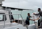 H-1 Pemilu, TNI AL Masih Sibuk Salurkan Logistik Pemilu di Pulau Terluar