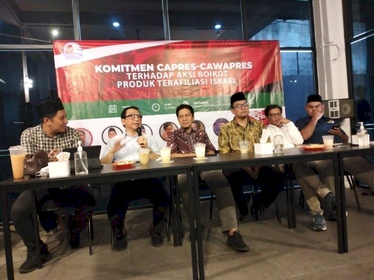 Gerbang Pronas dan YKMI bersama masing-masing tim Paslon Capres Cwapres dalam dialog komitmen memboikot produk terafiliasi Israel/Ist