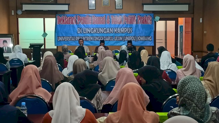 Mahasiswa UNIPDU Jombang 