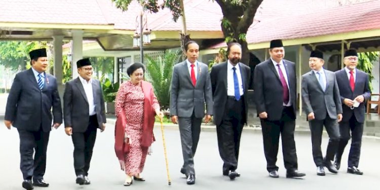 Presiden Jokowi bersama para ketum Partai Politik