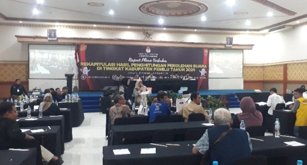 Rekapitulasi KPU Jombang di Hotel Yusro/RMOLJatim