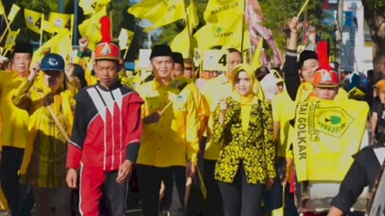 Rombongan Golkar pada saat pendaftaran Pemilu 2024 di Kabupaten Probolinggo. /RMOLJatim 