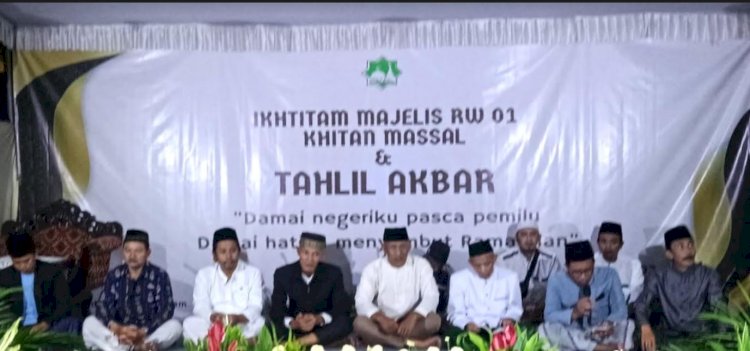  Tahlil dan Pengajian Akbar saat berlangsung di Masjid Jami’ Darussalam/RMOLJatim