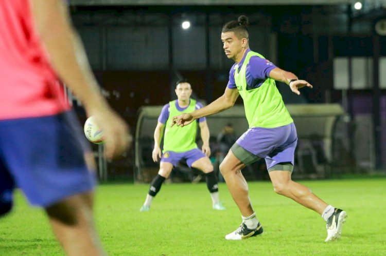 Persik Kediri saat berlatih/ligaindonesiabaru