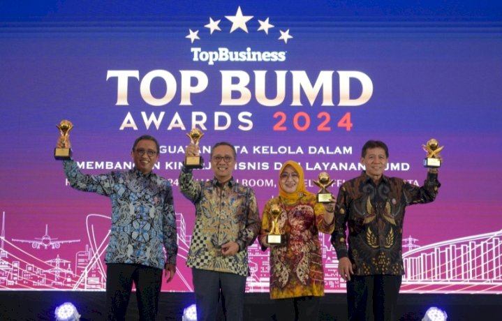 Pemkot Surabaya raih Penghargaan di TOP BUMD Awards 2024/ist