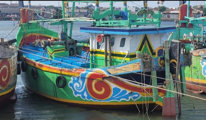 Perahu Nelayan Rojo Koyo terparkir di Pelabuhan Perikanan Nusantara Brondong, Paciran, Lamongan/RMOLJatim