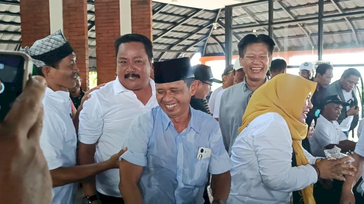 Ketua ASKAB terpilih, Budiharto Kades Karangbendo (berkopiah)/RMOLJatim